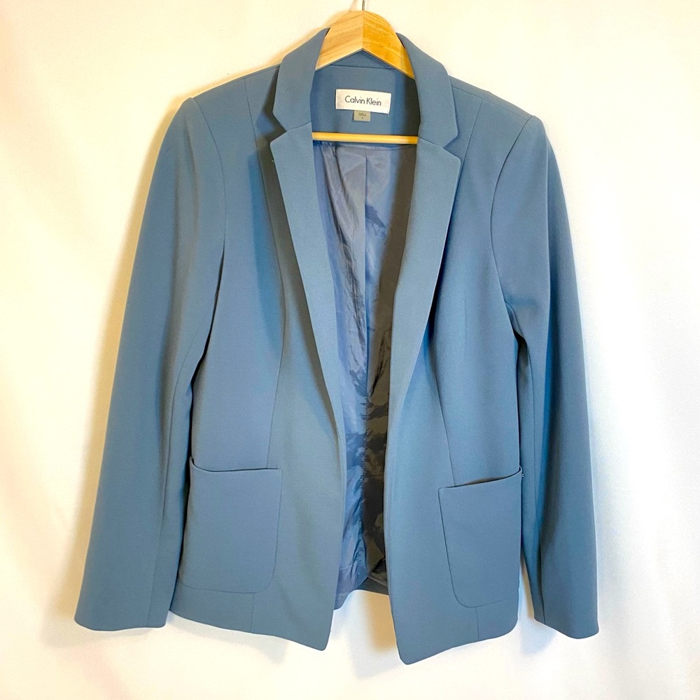 Calvin Klein Structured Solid Blue Blazer